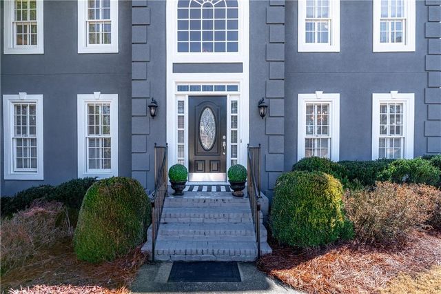 10985 Wilshire Chase Drive, Johns Creek, GA 30097