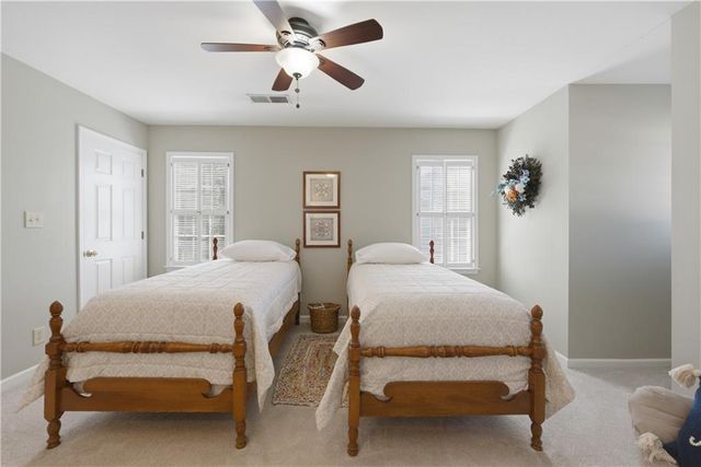 10985 Wilshire Chase Drive, Johns Creek, GA 30097