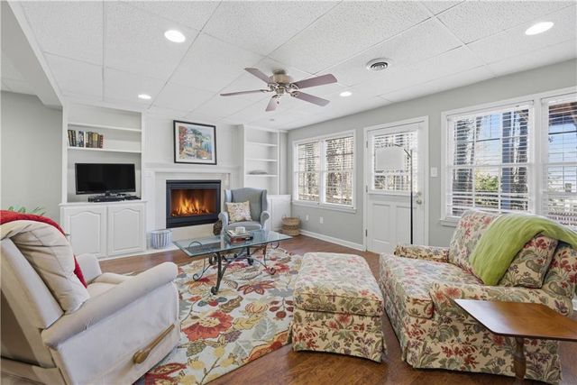 10985 Wilshire Chase Drive, Johns Creek, GA 30097