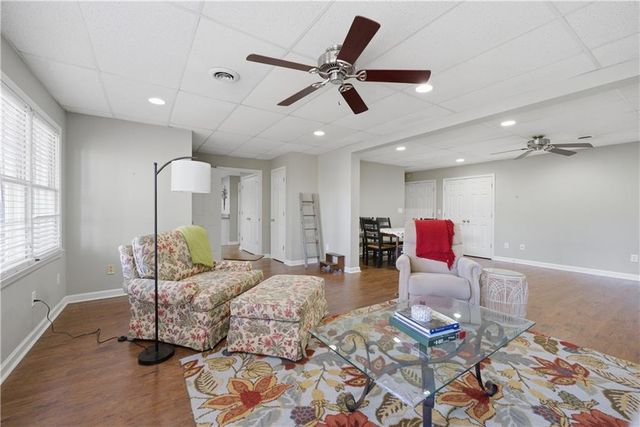 10985 Wilshire Chase Drive, Johns Creek, GA 30097