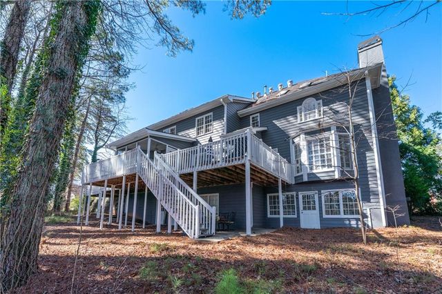 10985 Wilshire Chase Drive, Johns Creek, GA 30097