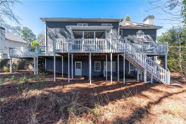 10985 Wilshire Chase Drive, Johns Creek, GA 30097