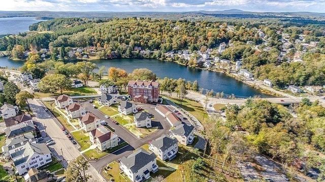 18 Eagle Nest 332, Clinton, MA 01510
