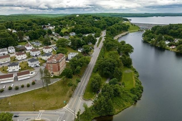 18 Eagle Nest 332, Clinton, MA 01510