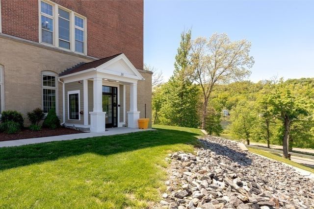 18 Eagle Nest 332, Clinton, MA 01510