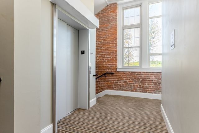 18 Eagle Nest 332, Clinton, MA 01510