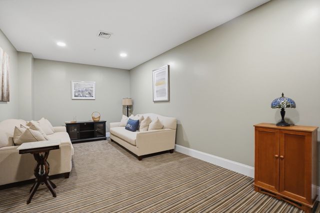 18 Eagle Nest 332, Clinton, MA 01510