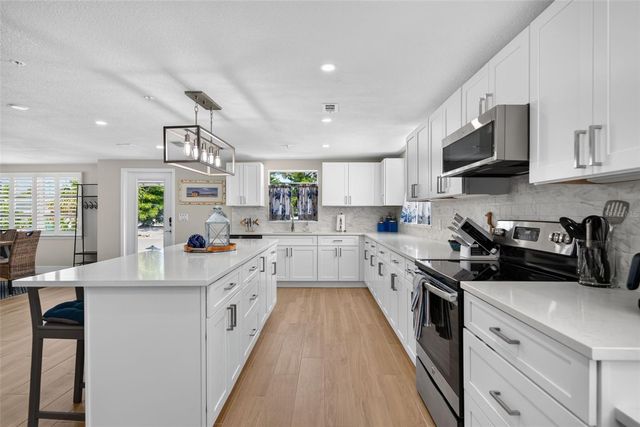 401 63RD STREET, Holmes Beach, FL 34217