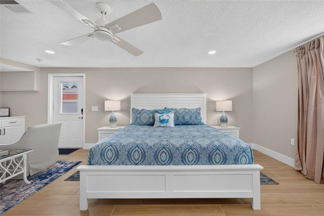 401 63RD STREET, Holmes Beach, FL 34217