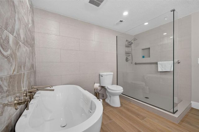 401 63RD STREET, Holmes Beach, FL 34217
