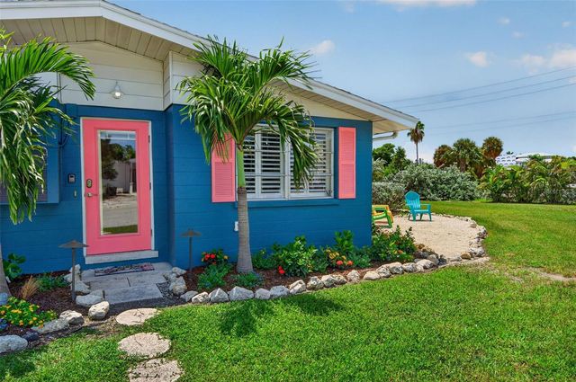 401 63RD STREET, Holmes Beach, FL 34217