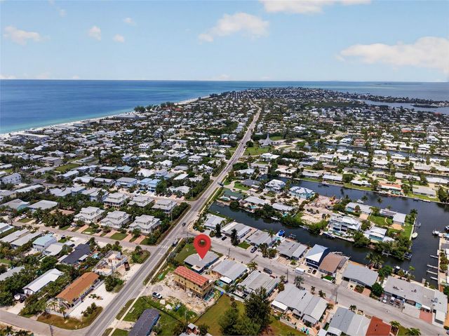 401 63RD STREET, Holmes Beach, FL 34217