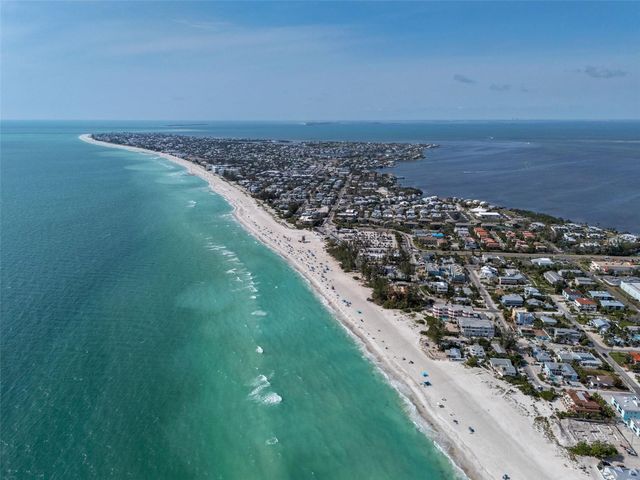 401 63RD STREET, Holmes Beach, FL 34217