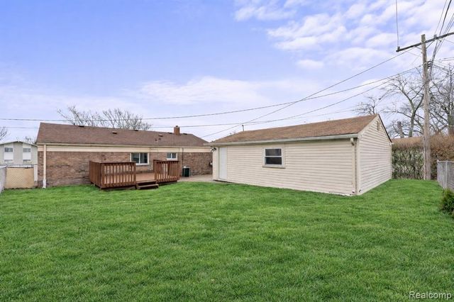 30684 Gladys Avenue, Westland, MI 48185