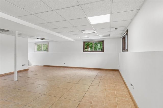 540 Bluebell Court, Lisle, IL 60532