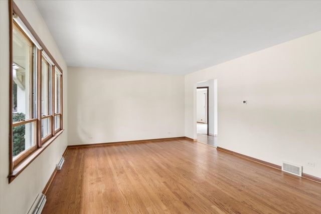 540 Bluebell Court, Lisle, IL 60532