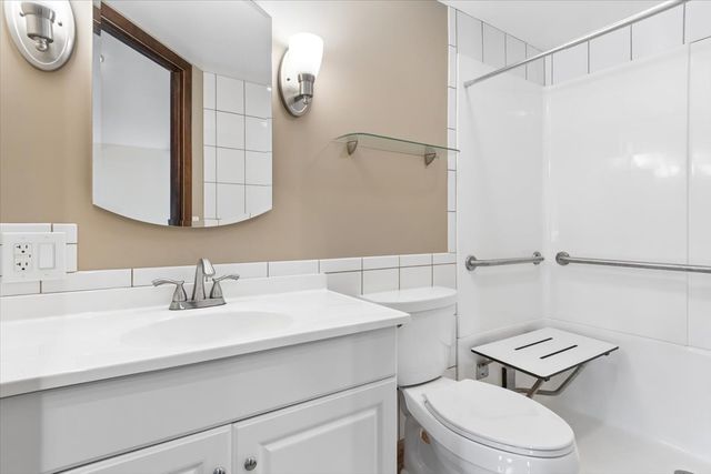 540 Bluebell Court, Lisle, IL 60532