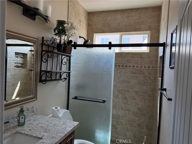 12244 Knobhill, Victorville, CA 92392