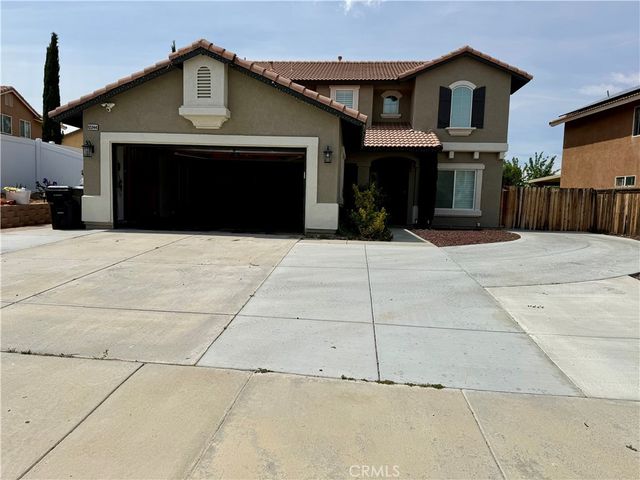 12244 Knobhill, Victorville, CA 92392