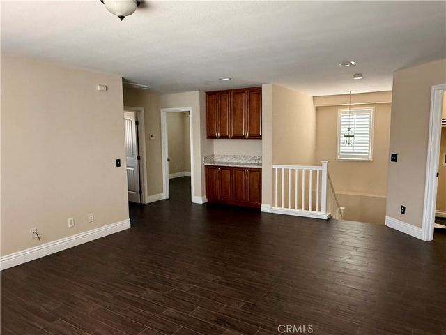 12244 Knobhill, Victorville, CA 92392