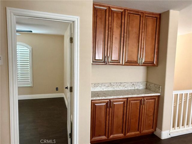 12244 Knobhill, Victorville, CA 92392