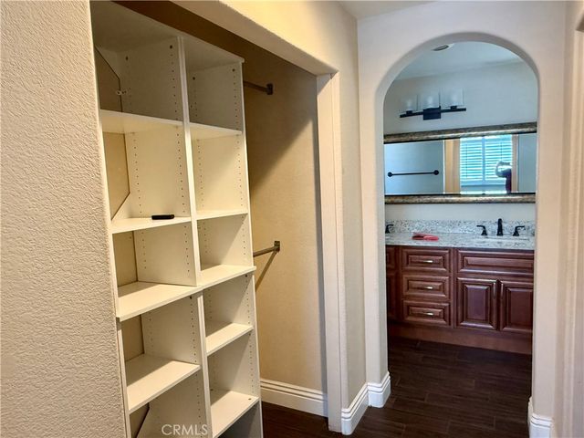 12244 Knobhill, Victorville, CA 92392