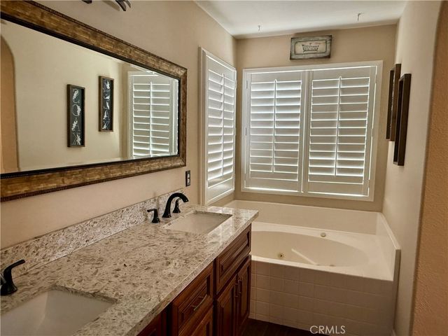 12244 Knobhill, Victorville, CA 92392