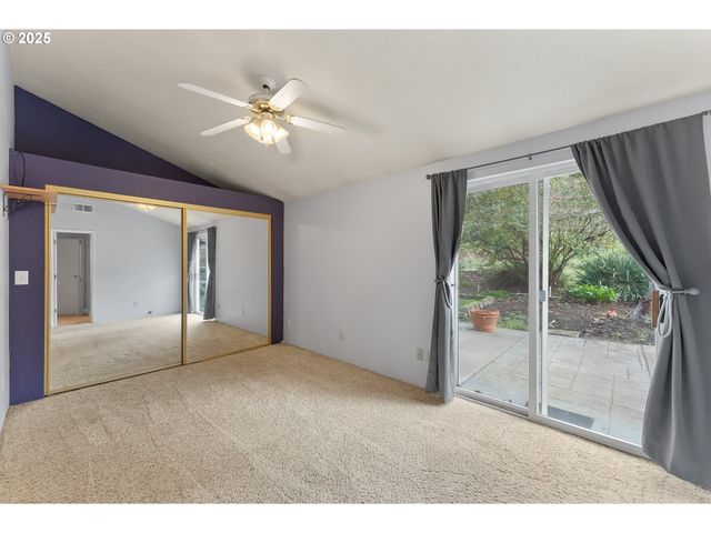 1183 LOOKINGGLASS Rd, Roseburg, OR 97471