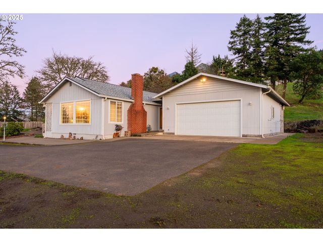 1183 LOOKINGGLASS Rd, Roseburg, OR 97471