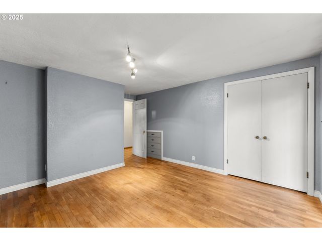 1183 LOOKINGGLASS Rd, Roseburg, OR 97471