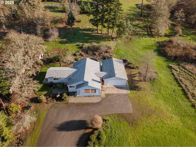 1183 LOOKINGGLASS Rd, Roseburg, OR 97471