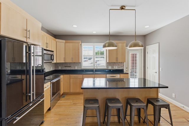 752 Wedgewood Park, Nashville, TN 37203