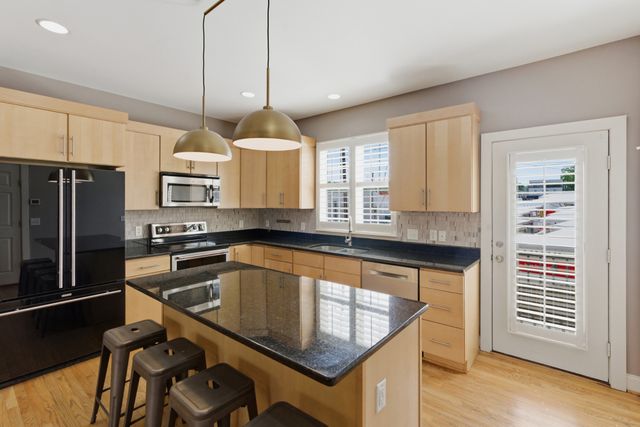 752 Wedgewood Park, Nashville, TN 37203