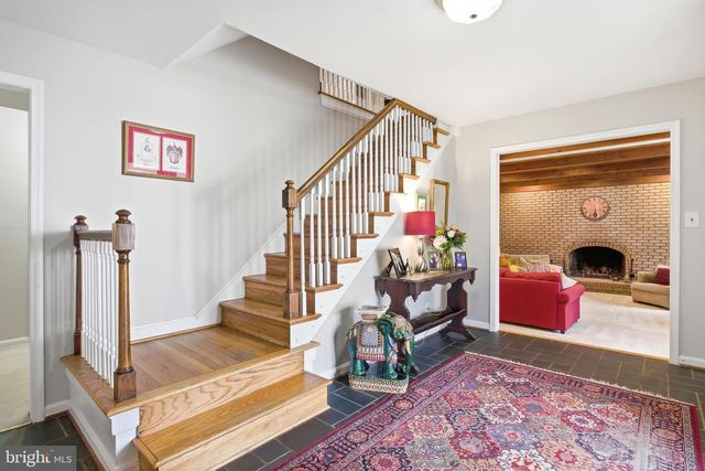 8130 BRIAR CREEK DR, Annandale, VA 22003