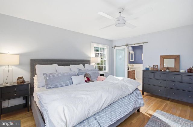 8130 BRIAR CREEK DR, Annandale, VA 22003