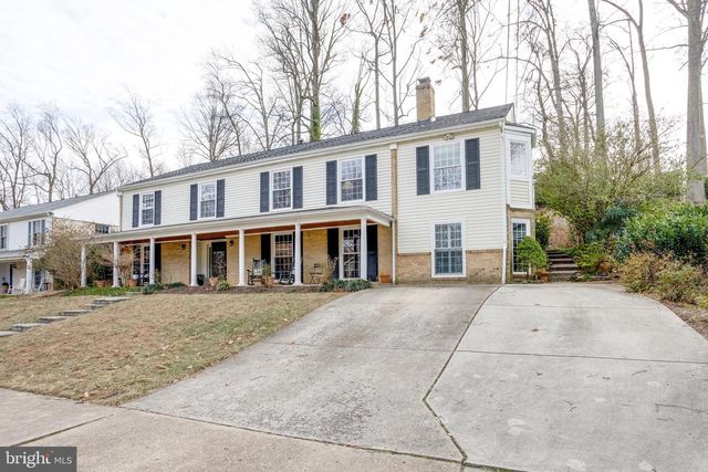 8130 BRIAR CREEK DR, Annandale, VA 22003