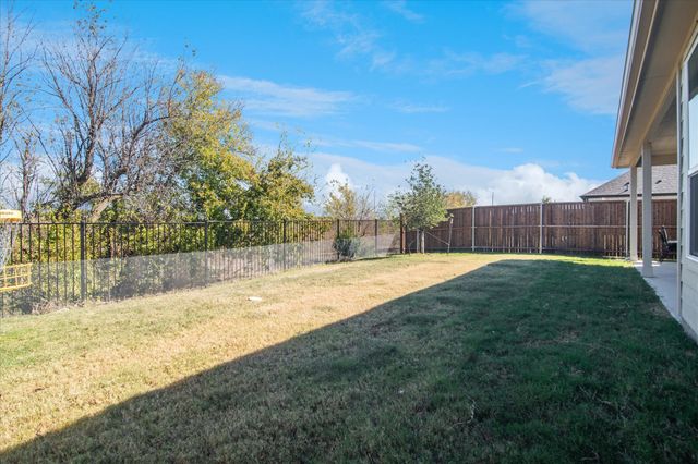 2214 Walden Pond, Forney, TX 75126