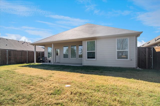 2214 Walden Pond, Forney, TX 75126