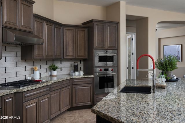 5111 S CUPERTINO Drive, Gilbert, AZ 85298