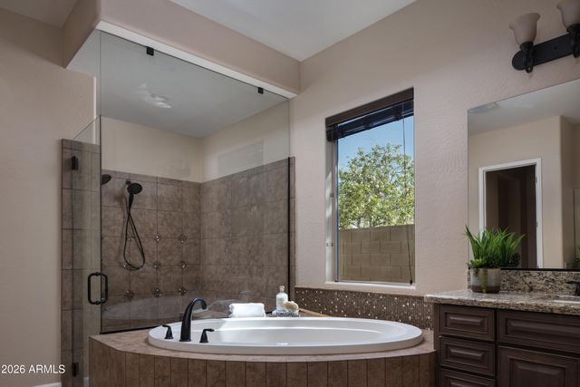 5111 S CUPERTINO Drive, Gilbert, AZ 85298