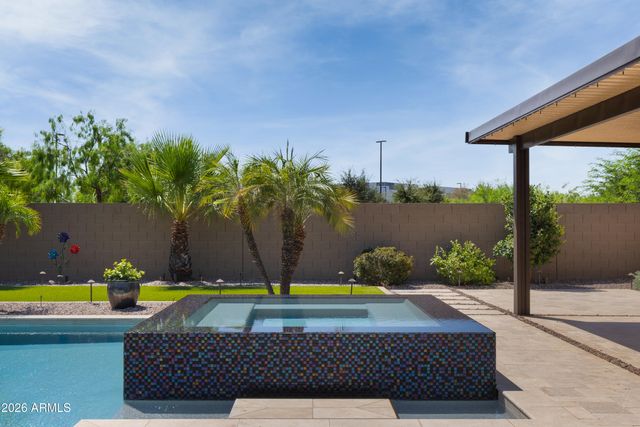 5111 S CUPERTINO Drive, Gilbert, AZ 85298