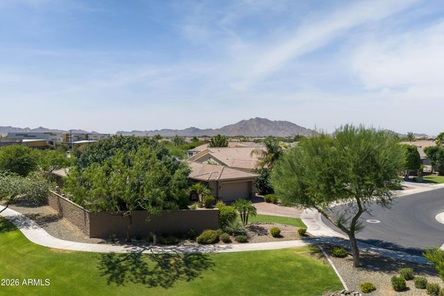 5111 S CUPERTINO Drive, Gilbert, AZ 85298