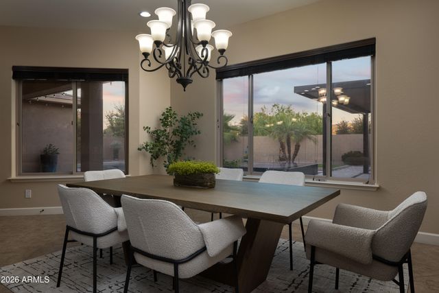 5111 S CUPERTINO Drive, Gilbert, AZ 85298