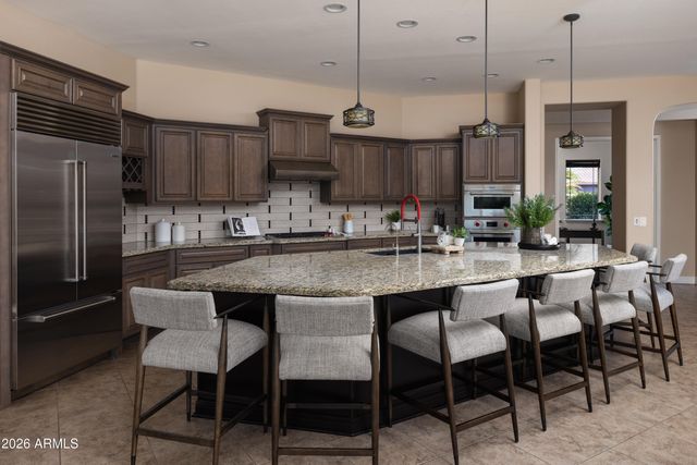 5111 S CUPERTINO Drive, Gilbert, AZ 85298