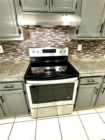 2324 CREEK SIDE DRIVE, Lakeland, FL 33811