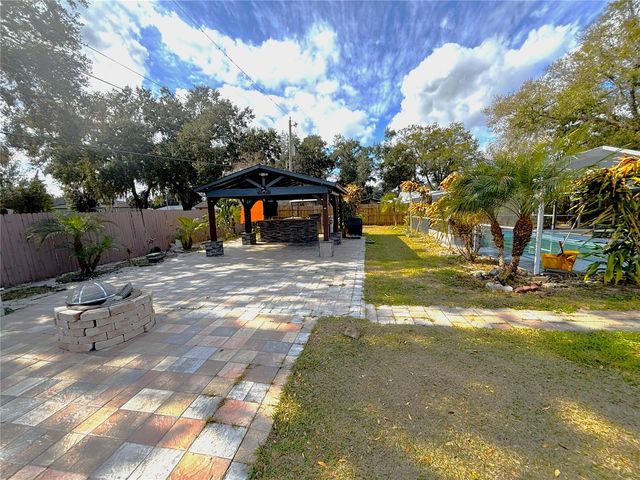 2324 CREEK SIDE DRIVE, Lakeland, FL 33811