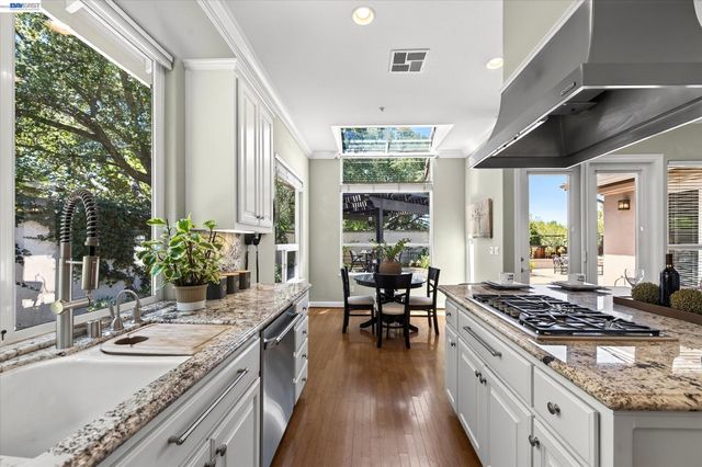 408 Cabonia Ct, Pleasanton, CA 94566
