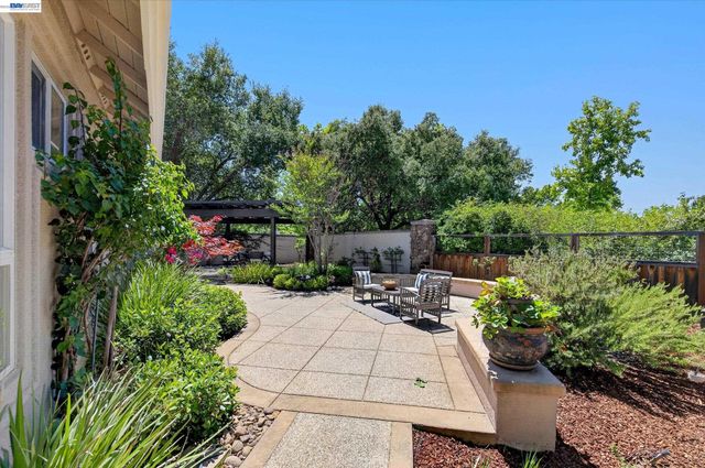 408 Cabonia Ct, Pleasanton, CA 94566