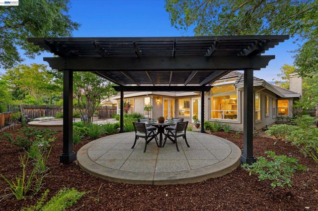 408 Cabonia Ct, Pleasanton, CA 94566