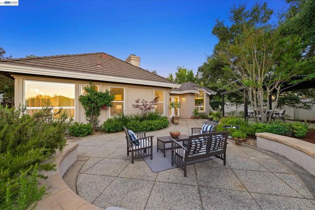408 Cabonia Ct, Pleasanton, CA 94566